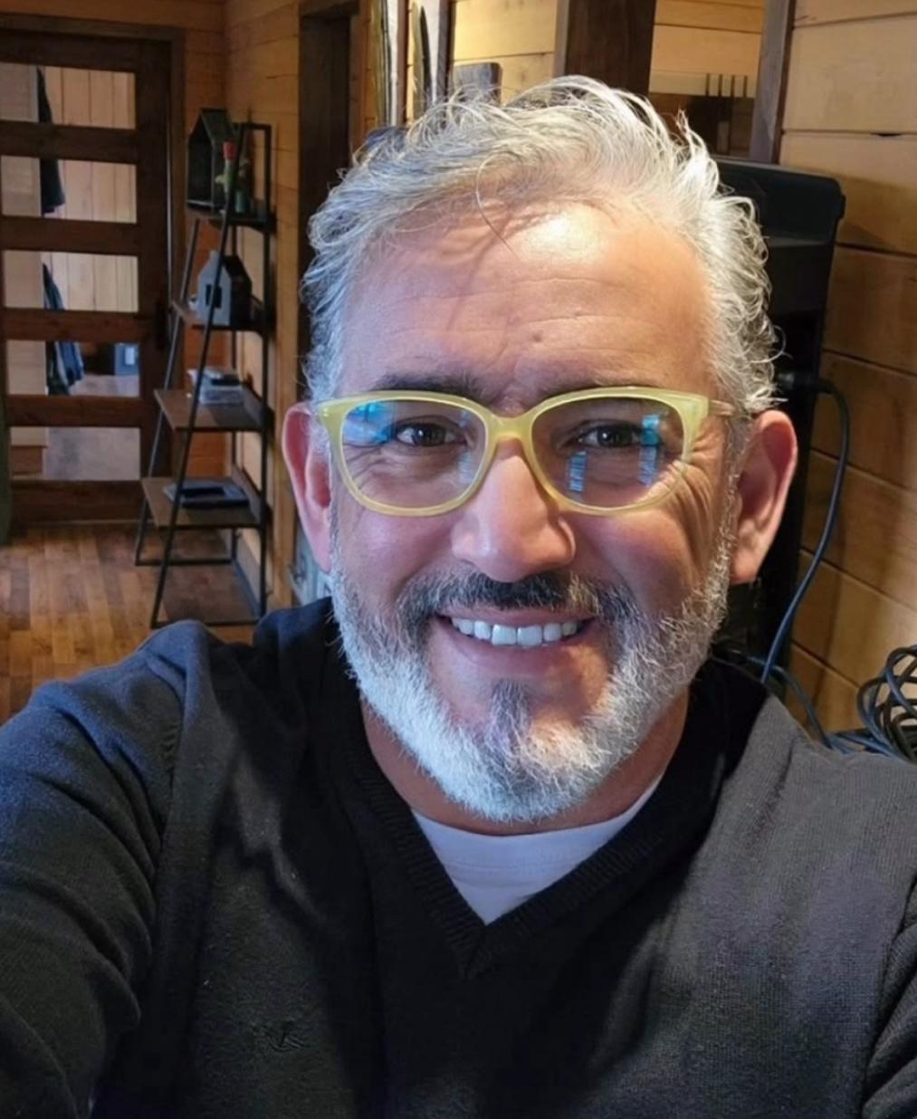 Luis Eduardo Morales — Estudio de la Cruz Arquitectura y Construcción